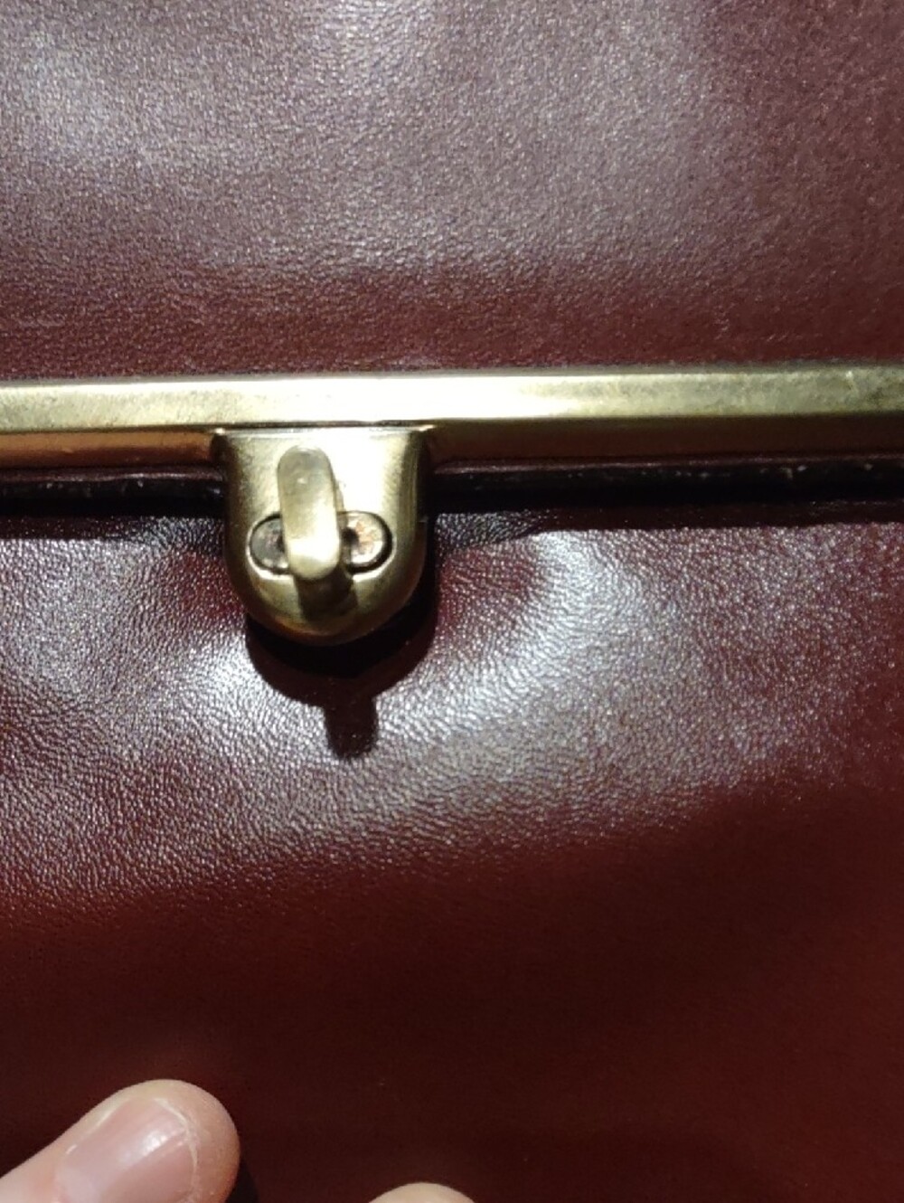 Leather Shoulder Bag in Burgundy Purse Handbag - Picture 4 of 13